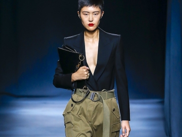 Смелые женские и мужские образы новой коллекции от Givenchy