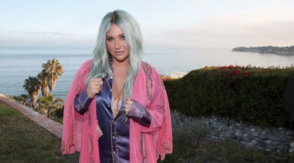 Kesha презентовала новый альбом 