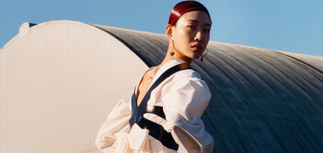 Исцеление и сила: Alexander McQueen представили коллекцию Fall/Winter 2020, вдохновленную Уэльсом