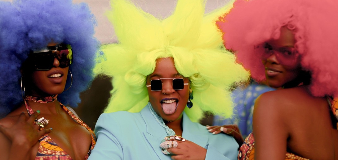 Черные пантеры: Самые смелые бьюти-образы на фестивале Afropunk 2019 в Бруклине