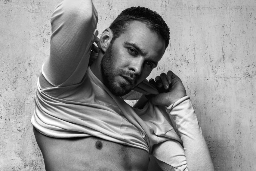Макс Барских в откровенной фотосессии для ELLE MAN Ukraine