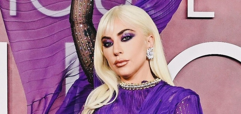 Посмотрите не фееричную Леди Гагу на премьере «Дома Gucci»