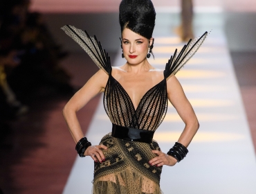 Дита фон Тиз и безграничная фантазия дизайнера на показе Jean Paul Gaultier