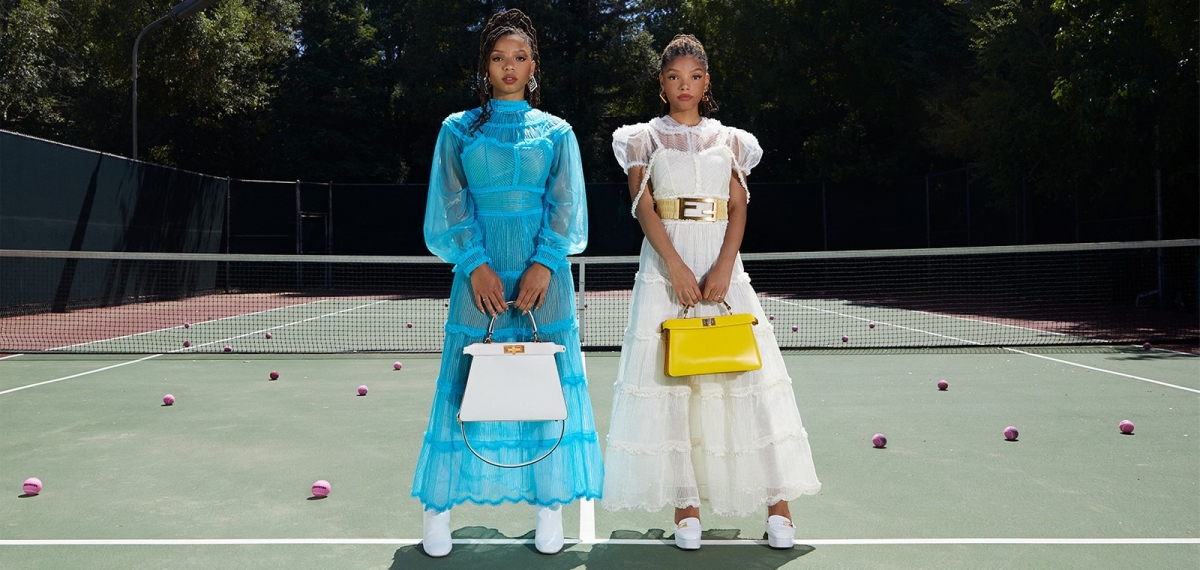 Fendi празднуют семейные ценности: Сестры Chloe x Halle стали лицами кампании #MeAndMyPeekaboo
