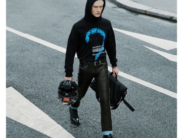 Шик и байкеры в лукбуке коллекции Pre-Spring 2020 от Givenchy