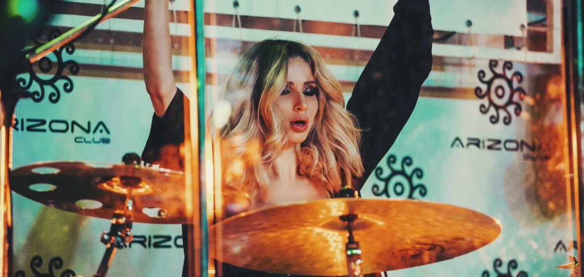 LOBODA в Харькове собрала 3000 человек и осталась без концертного костюма