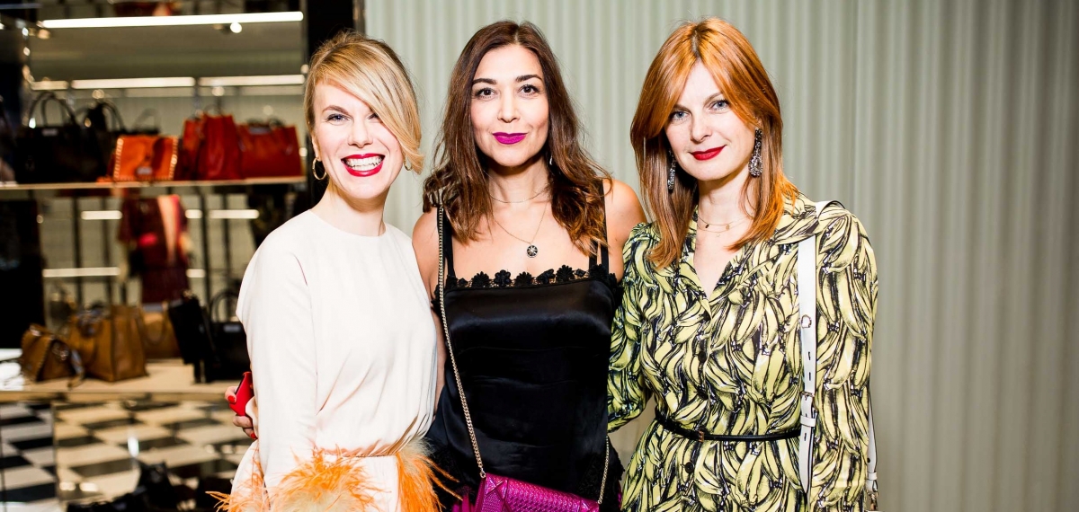 Неоновые мечты: презентация новой коллекции Prada