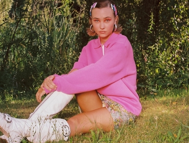 Современная Spice Girl: Ностальгический эдиториал HYPEBAE в духе 90-х и 00-х