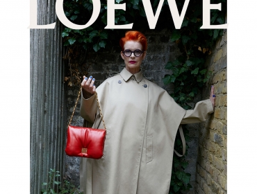 Зірки кампанії LOEWE SS23: Тейлор Рассел, Тан Вей, Наомі Екі та інші