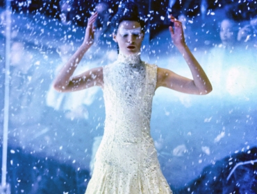 Взгляд в прошлое: Самая сказочная коллекция Alexander McQueen 1999 года