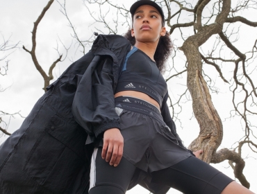 Клубная молодость: adidas и Stella McCartney представляют новую совместную коллекцию