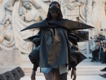 Мистические средневековые образы на показе Rick Owens