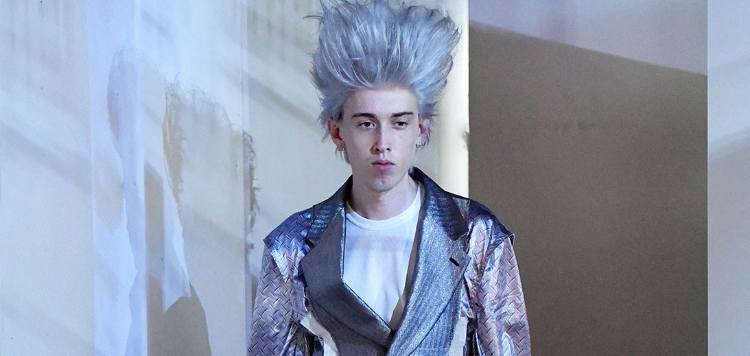 Металлический преступник: Новая футуристичная коллекция COMME des GARÇONS