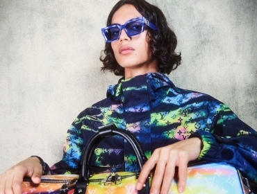 Louis Vuitton представили капсулу Fall 2021, вдохновленную поздравительной открыткой основателя
