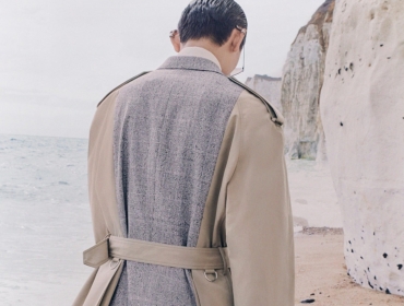Британские традиции и актуальный минимализм в коллекции Alexander McQueen SS21