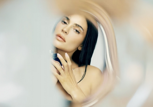 Kylie Cosmetics launches fresh and floral "Cosmic 2.0" fragrance