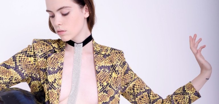 Монстры женщин в новой коллекции NAVRO SS19