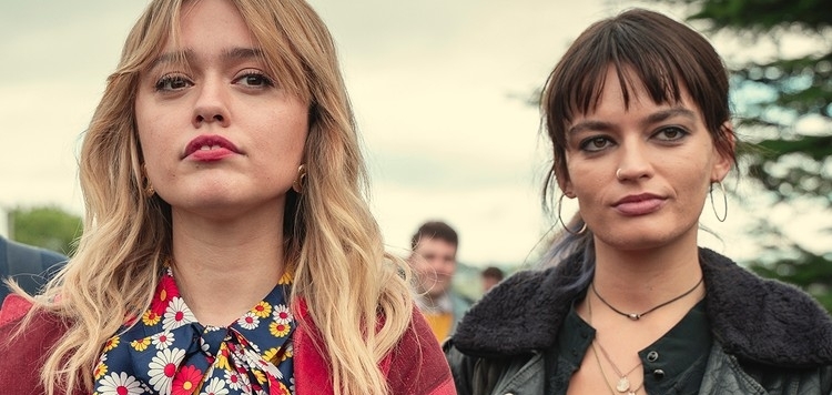Ужасы первого секса: Смотрите трейлер третьего сезона сериала «Половое воспитание»