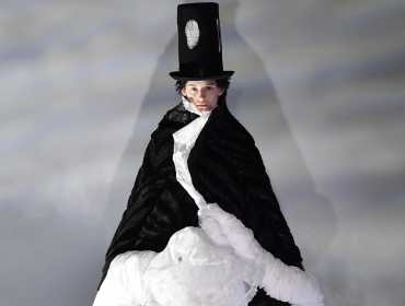 COMME des GARÇONS представляет новые коллаборации с Salomon и Nike на подиуме FW21