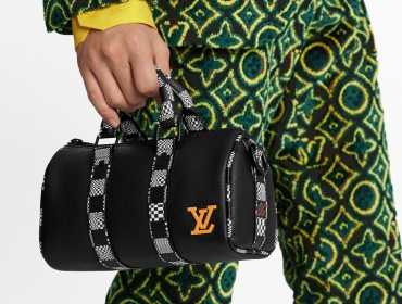 Louis Vuitton представили обновленную XS-линию культовых сумок