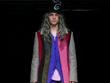 COMME des GARÇONS Homme Plus меняет представление о том, что значит быть «кочевником» в коллекции FW22
