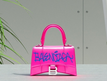 Роскошный вандализм: Balenciaga разрешат нарисовать эксклюзивное граффити на своих сумках