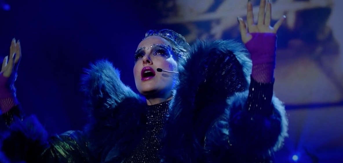 Натали Портман в новом музыкальном видео «Wrapped Up» к фильму «Vox Lux»